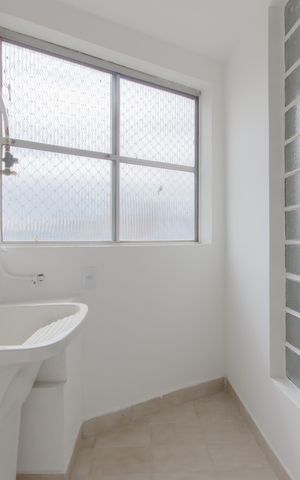 Apartamento à venda com 61m², 3 quartos e sem vaga Apartamento à venda com 61m², 3 quartos e sem vagaÁrea de Serviço