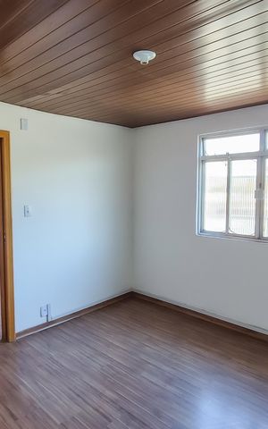 Casa à venda com 175m², 3 quartos e 2 vagas Casa à venda com 175m², 3 quartos e 2 vagasQuarto 4 Terraço
