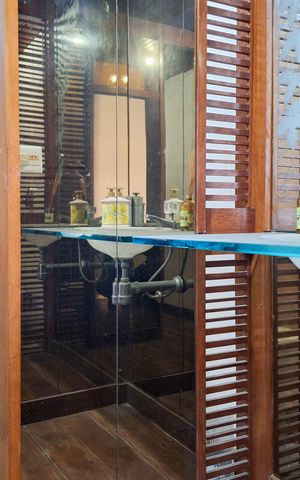 Casa de condomínio à venda com 550m², 4 quartos e 3 vagas Casa de condomínio à venda com 550m², 4 quartos e 3 vagasLavabo