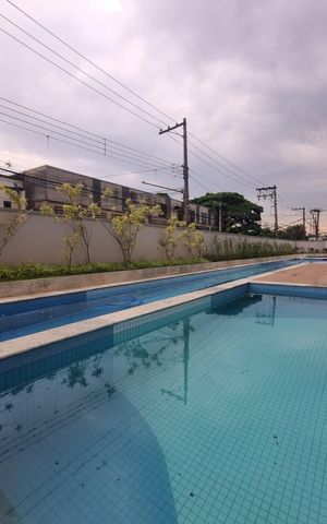 Apartamento para alugar com 36m², 2 quartos e sem vaga Apartamento para alugar com 36m², 2 quartos e sem vagaÁrea comum - Piscina