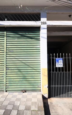 Casa à venda com 483m², 7 quartos e 3 vagasFachada