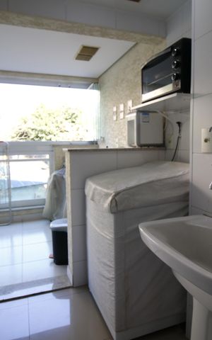 Apartamento à venda com 75m², 2 quartos e 1 vagaÁrea de Serviço