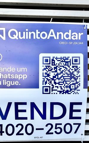 Casa à venda com 275m², 3 quartos e 4 vagas Casa à venda com 275m², 3 quartos e 4 vagasFachada