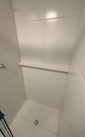 Studio para alugar com 25m², 1 quarto e sem vaga Studio para alugar com 25m², 1 quarto e sem vagaBanheiro