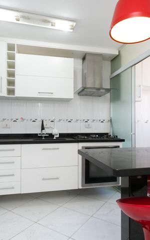 Apartamento à venda com 80m², 2 quartos e 1 vaga Apartamento à venda com 80m², 2 quartos e 1 vagaCozinha