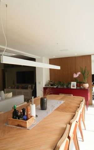 Apartamento à venda com 187m², 3 quartos e 3 vagas Apartamento à venda com 187m², 3 quartos e 3 vagasSala