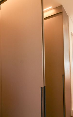 Apartamento à venda com 187m², 3 quartos e 3 vagas Apartamento à venda com 187m², 3 quartos e 3 vagasCloset