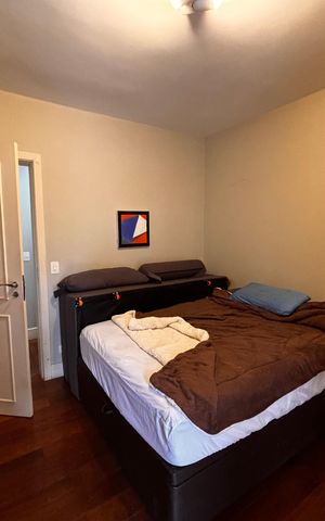 Casa de condomínio para alugar com 410m², 4 quartos e 4 vagas Casa de condomínio para alugar com 410m², 4 quartos e 4 vagasSuíte 3