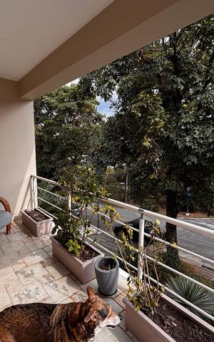 Casa de condomínio para alugar com 410m², 4 quartos e 4 vagas Casa de condomínio para alugar com 410m², 4 quartos e 4 vagasVaranda suíte 1
