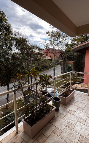 Casa de condomínio para alugar com 410m², 4 quartos e 4 vagas Casa de condomínio para alugar com 410m², 4 quartos e 4 vagasVaranda suíte 1