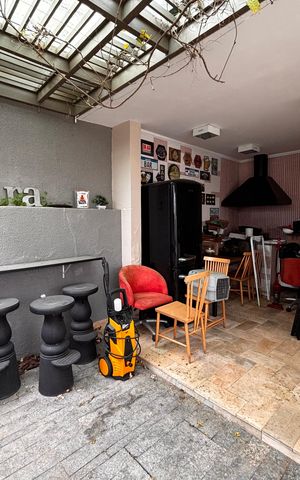 Casa de condomínio para alugar com 410m², 4 quartos e 4 vagas Casa de condomínio para alugar com 410m², 4 quartos e 4 vagasChurrasqueira