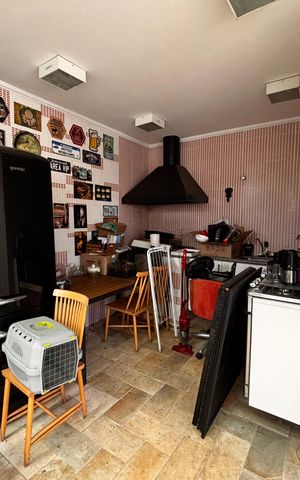 Casa de condomínio para alugar com 410m², 4 quartos e 4 vagas Casa de condomínio para alugar com 410m², 4 quartos e 4 vagasChurrasqueira
