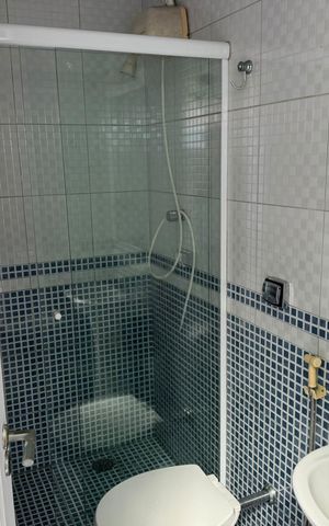 Casa de condomínio à venda com 410m², 4 quartos e 4 vagasBanheiro