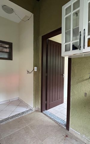 Casa para alugar com 250m², 5 quartos e 3 vagas Casa para alugar com 250m², 5 quartos e 3 vagasÁrea de Serviço