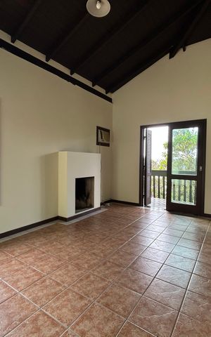 Casa para alugar com 250m², 5 quartos e 3 vagas