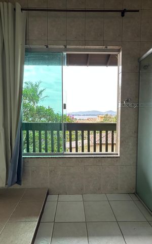 Casa para alugar com 250m², 5 quartos e 3 vagas Casa para alugar com 250m², 5 quartos e 3 vagasBanheiro suíte