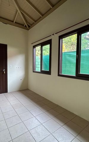 Casa para alugar com 250m², 5 quartos e 3 vagas