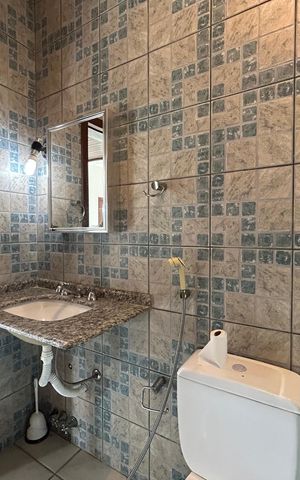 Casa para alugar com 250m², 5 quartos e 3 vagas Casa para alugar com 250m², 5 quartos e 3 vagasBanheiro