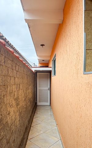 Casa à venda com 300m², 2 quartos e 3 vagas Casa à venda com 300m², 2 quartos e 3 vagasQuintal