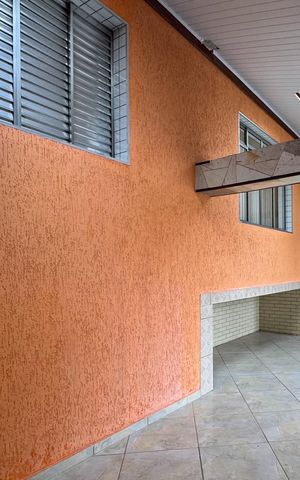 Casa à venda com 300m², 2 quartos e 3 vagas Casa à venda com 300m², 2 quartos e 3 vagasGaragem