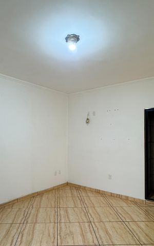 Casa à venda com 300m², 2 quartos e 3 vagas Casa à venda com 300m², 2 quartos e 3 vagasQuarto 1