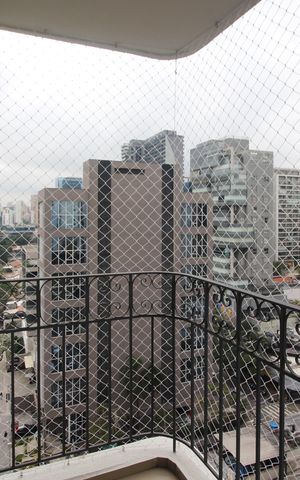 Apartamento à venda com 76m², 2 quartos e 1 vagaVaranda da sala
