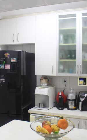 Apartamento à venda com 150m², 2 quartos e 2 vagasCozinha