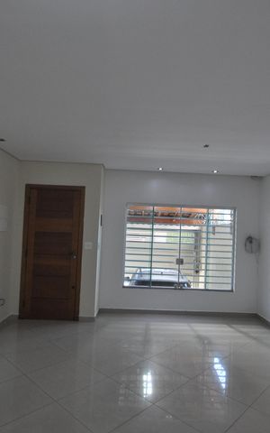 Casa à venda com 97m², 3 quartos e 2 vagasSala