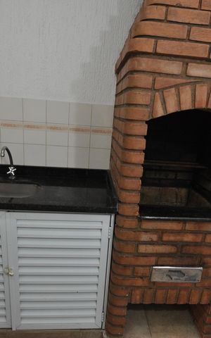 Casa à venda com 97m², 3 quartos e 2 vagasChurrasqueira