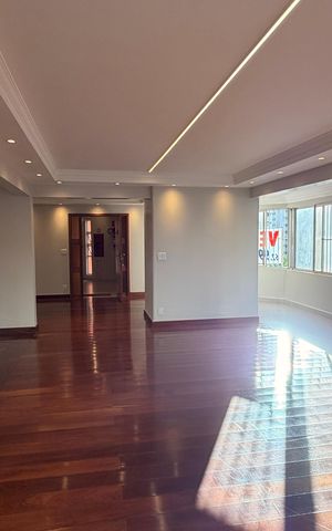 Apartamento à venda com 153m², 3 quartos e 2 vagasSala