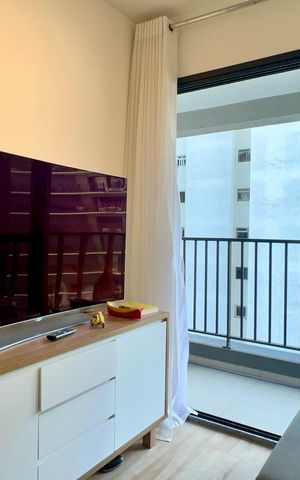 Studio à venda com 29m², 1 quarto e sem vaga Studio à venda com 29m², 1 quarto e sem vagaSala