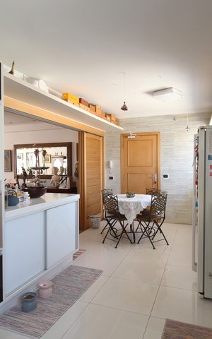 Apartamento à venda com 216m², 4 quartos e 2 vagasCozinha