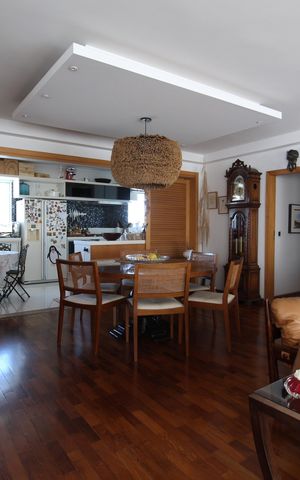 Apartamento à venda com 216m², 4 quartos e 2 vagasSala