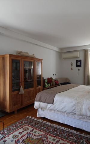Apartamento à venda com 216m², 4 quartos e 2 vagasQuarto 4 - Suíte