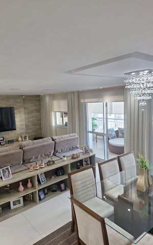 Apartamento à venda com 122m², 3 quartos e 2 vagas Apartamento à venda com 122m², 3 quartos e 2 vagasSala
