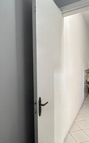 Casa à venda com 154m², 3 quartos e 4 vagas Casa à venda com 154m², 3 quartos e 4 vagasLavabo 2