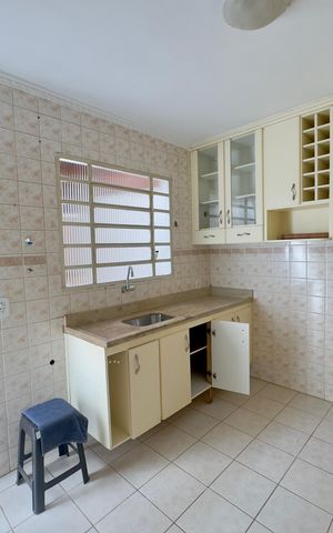 Casa de condomínio à venda com 119m², 2 quartos e 2 vagas Casa de condomínio à venda com 119m², 2 quartos e 2 vagasCozinha
