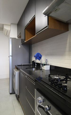 Apartamento à venda com 101m², 2 quartos e 2 vagasCozinha e Área de Serviço