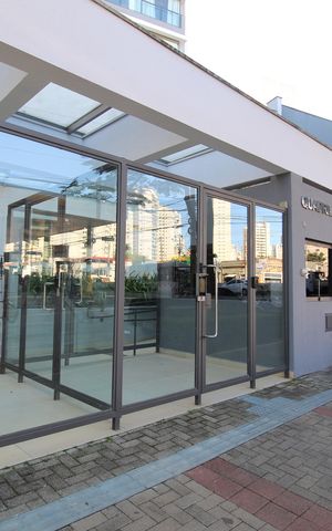 Apartamento à venda com 101m², 2 quartos e 2 vagasFachada