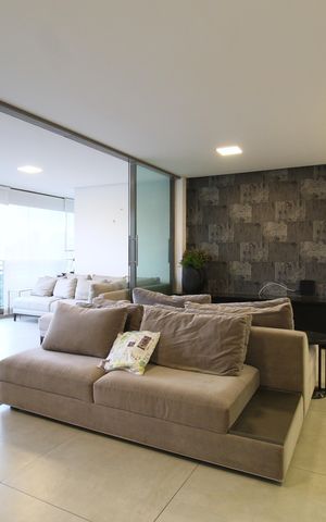 Apartamento à venda com 101m², 2 quartos e 2 vagasSala