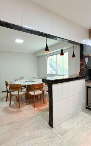 Casa à venda com 146m², 3 quartos e 2 vagas Casa à venda com 146m², 3 quartos e 2 vagasCozinha
