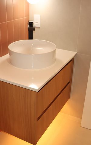 Apartamento à venda com 73m², 2 quartos e 1 vagaBanheiro da Suíte