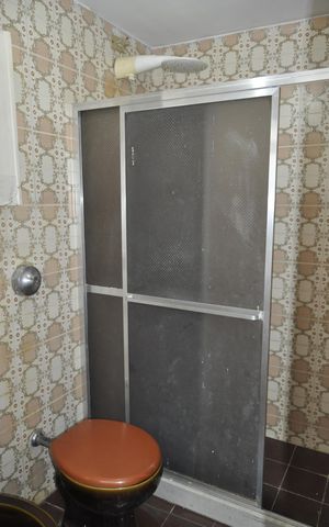 Apartamento à venda com 70m², 2 quartos e 1 vagaBanheiro social