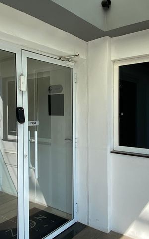 Apartamento à venda com 75m², 3 quartos e 1 vaga Apartamento à venda com 75m², 3 quartos e 1 vagaFachada e portaria