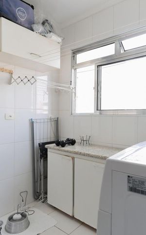 Apartamento à venda com 92m², 3 quartos e 2 vagas Apartamento à venda com 92m², 3 quartos e 2 vagasÁrea de serviço