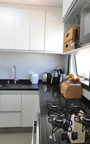Apartamento à venda com 70m², 2 quartos e 2 vagasCozinha