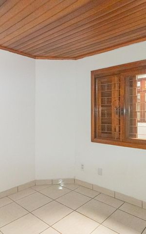 Casa à venda com 212m², 3 quartos e 2 vagas Casa à venda com 212m², 3 quartos e 2 vagasQuarto 3