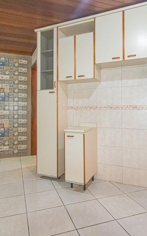 Casa à venda com 212m², 3 quartos e 2 vagas Casa à venda com 212m², 3 quartos e 2 vagasCozinha