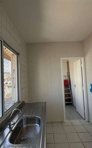 Apartamento para alugar com 93m², 2 quartos e 2 vagas Apartamento para alugar com 93m², 2 quartos e 2 vagasCozinha