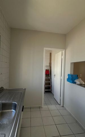 Apartamento para alugar com 93m², 2 quartos e 2 vagas Apartamento para alugar com 93m², 2 quartos e 2 vagasCozinha